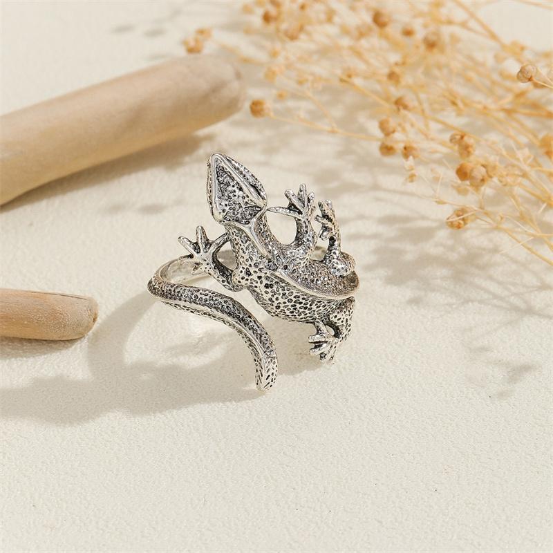 Винтажное серебряное кольцо с ящерицей и красным драгоценным камнем для мужчин и женщин