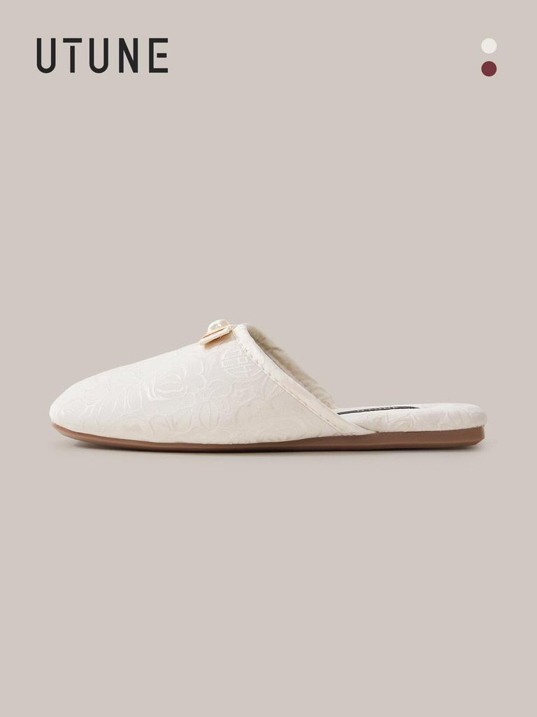 Новые женские домашние тапочки в китайском стиле - нескользящая подошва, шелковая вышивка, высококачественная ткань.