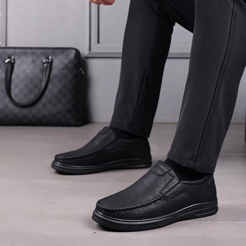 Зимние плюшевые кожаные туфли мужские мокасины мягкие коровья кожа мужская повседневная обувь новая мужская обувь черные коричневые без застежек мужские туфли