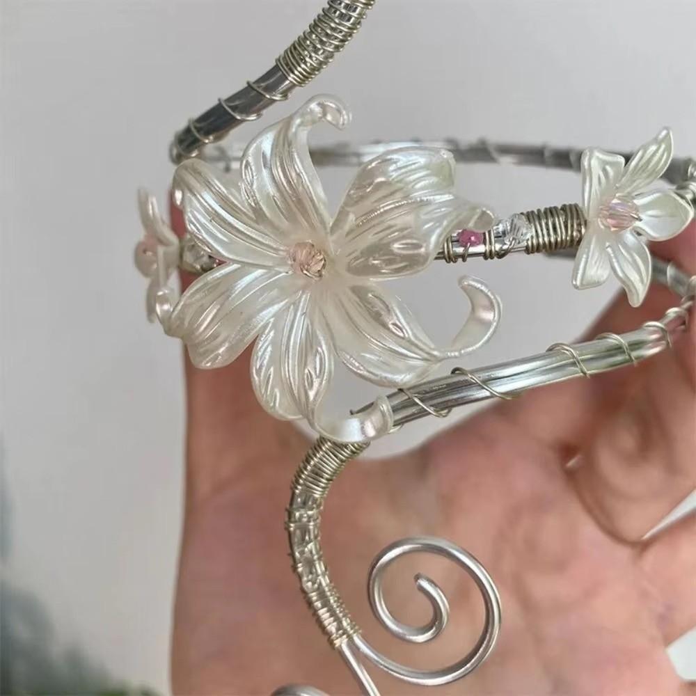 Gold Color Metal Floral Open Cuff Armlet Enamel Glaze Craft Spiral Arm Bracelet Vacation Style