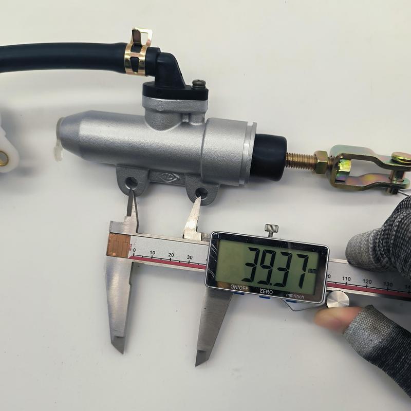 Motorcycle Brake Master Cylinder Assembly Foot Brake Master Cylinder Pump for CF500 ATV UTV Go Kart Quad 9010-080400