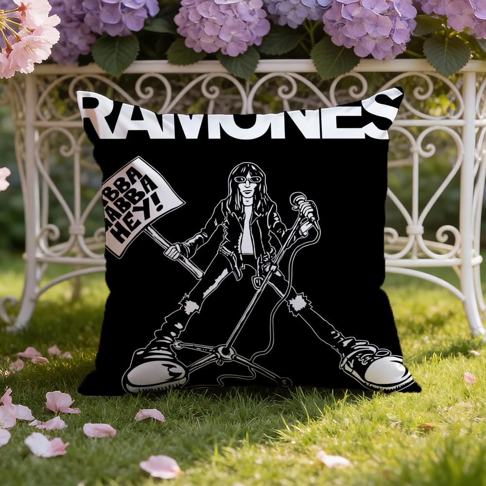 Чехол на подушку R-Ramones Home & Car Dual-Scene: Двусторонняя конструкция для максимального комфорта
