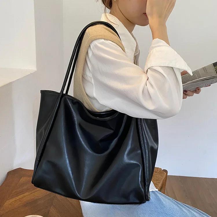 Portable Texture Tote Bag for Women Shoulder Underarm Bag, Commuting Bag, Large Capacity, Niche Design, Winter Autumn Handbags