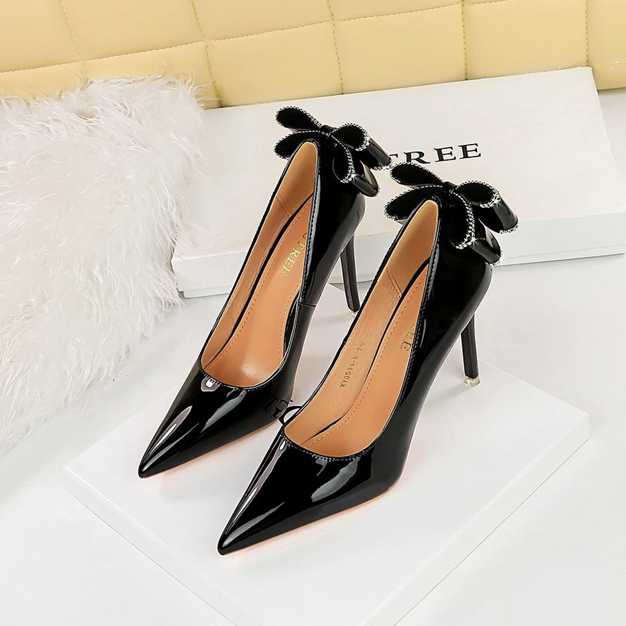 Women's Banquet High Heels Slim Heels Shallow Mouth Pointed Patent Leather Back Bow Single Shoes