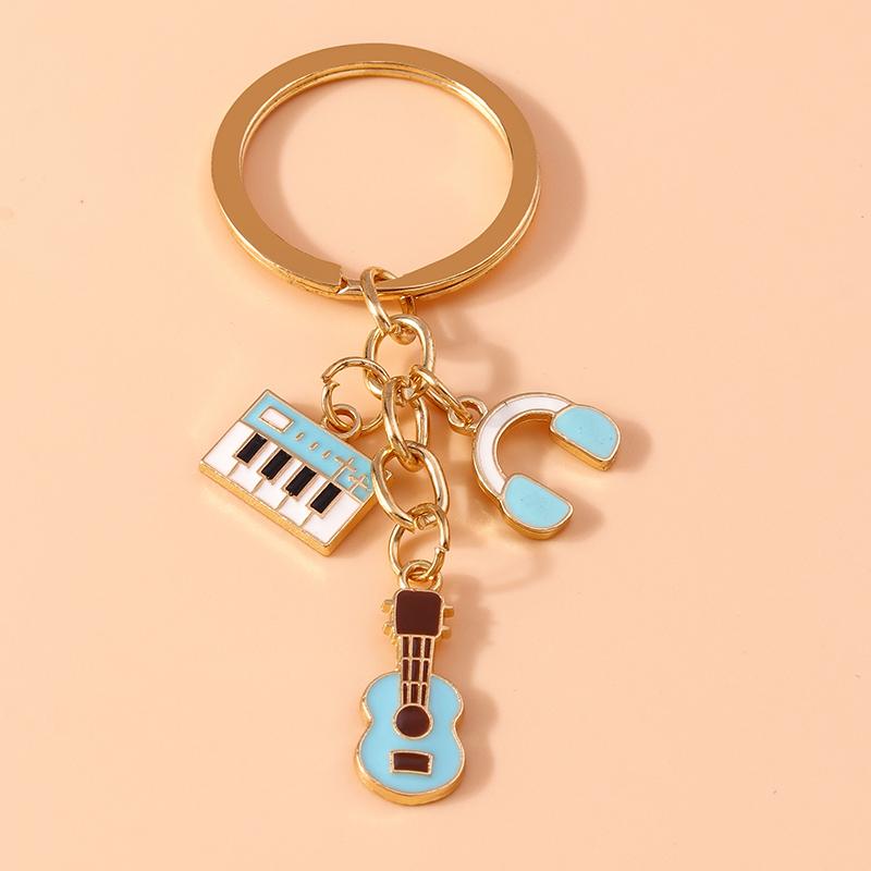 Cute Enamel Mini Piano Keychain Simulation Musical Instruments Key Ring Pendants Women Girls Handbag Decor DIY Jewelry Gift