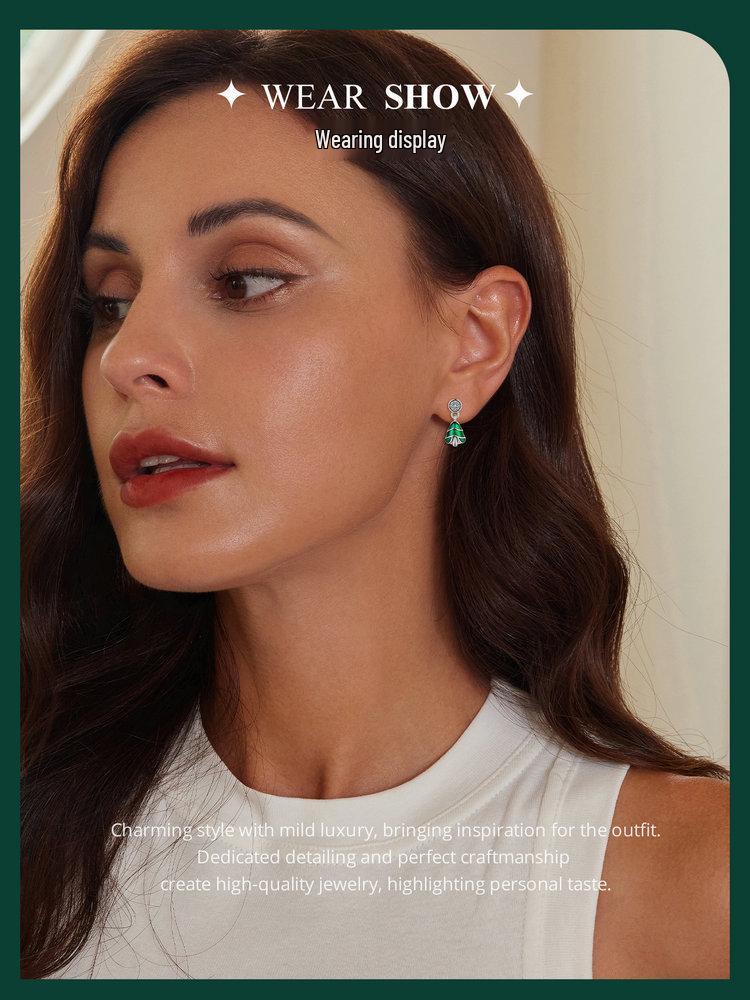 Yinziyun Christmas Tree Sterling Silver Stud Earrings for Women - Trendy Green Enamel Holiday Jewelry.
