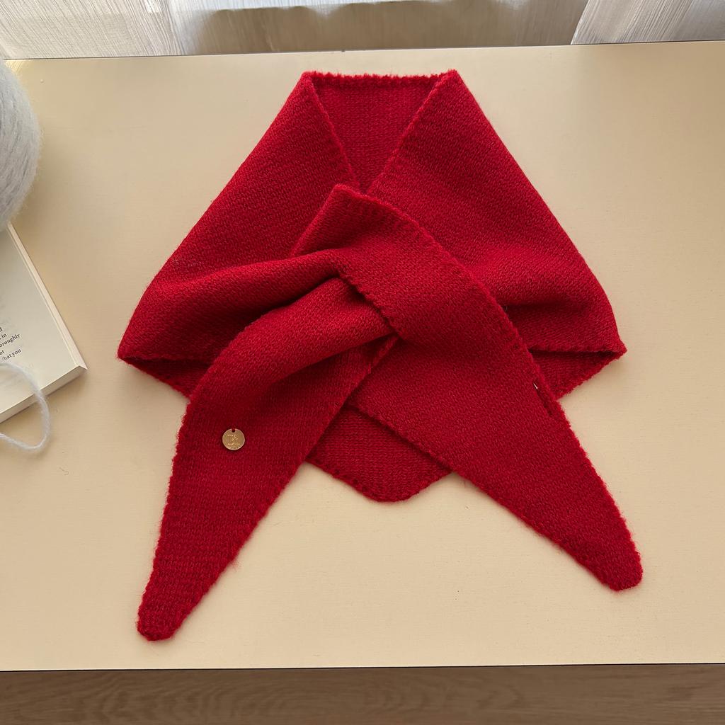 Solid color knitted triangular scarf women's new autumn and winter warm versatile cross small scarf shawl high sense