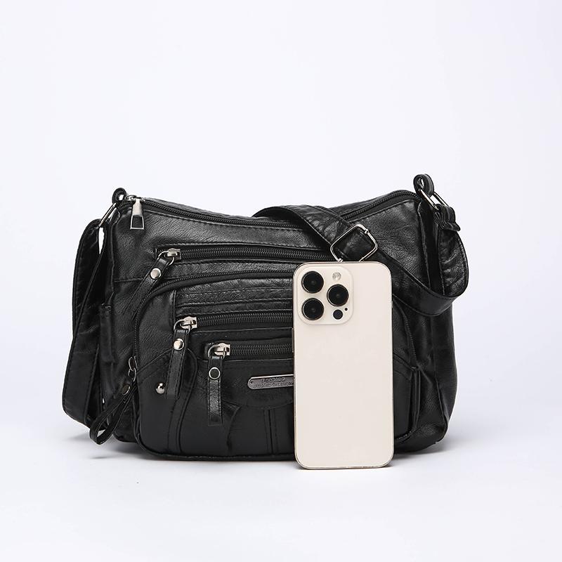 Женская сумка-мессенджер на одно плечо из мягкой кожи с несколькими отделениями и карманами, со строчкой CLE