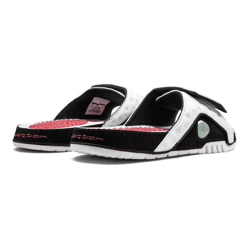 Jordan Hydro 13 У него есть игра 684915-106