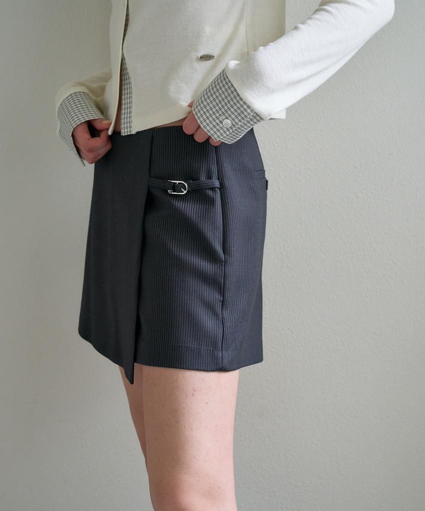 DEHEVE Buckle Wrap Skirt Pants [Charcoal]