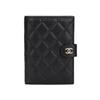 Chanel Стеганый Черный Кожаный Кошелек-Держатель для Паспорта с Логотипом CC, Складывающийся Вдвое, с Золотой Фурнитурой для Женщин, Роскошный, для Повседневного Использования