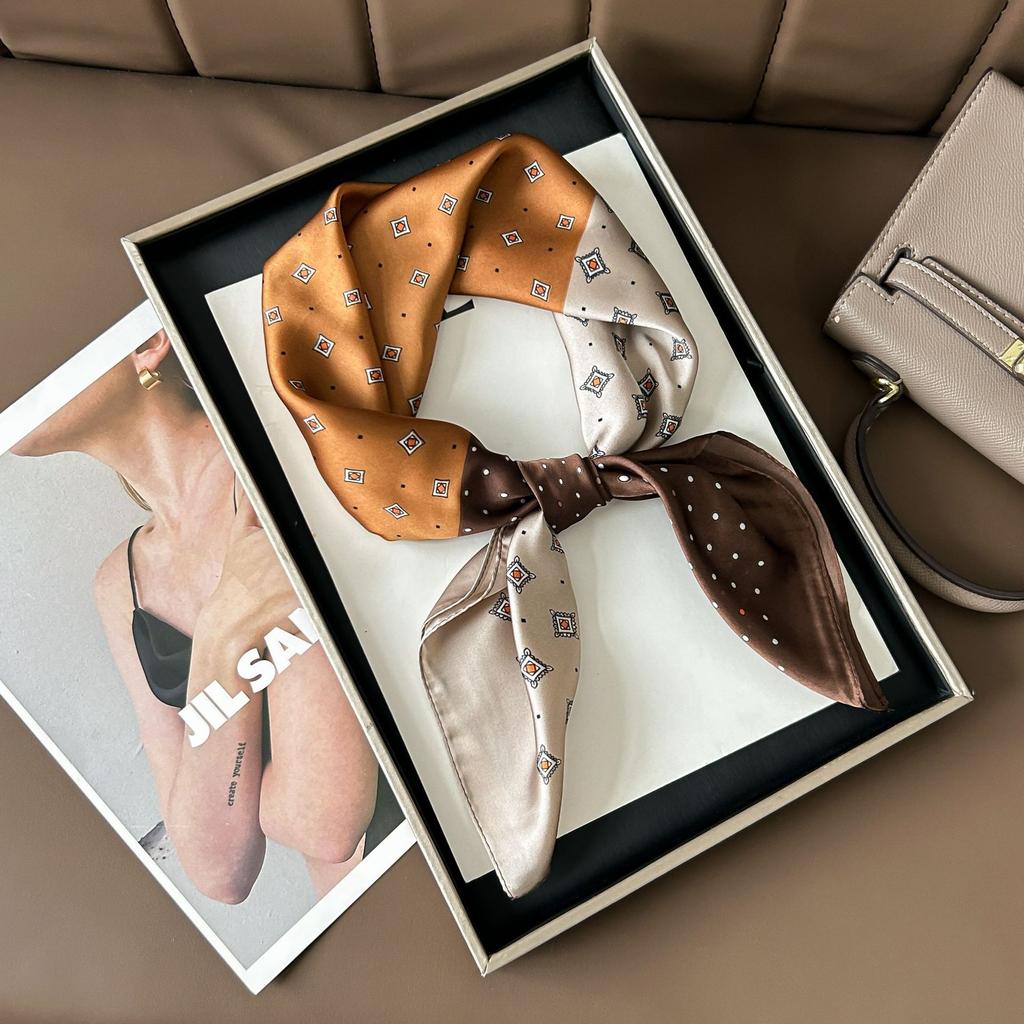 Шелковый шарф женский модный универсальный высокий смысл 70 квадратный шарф защита шеи шарф ретро шарф сумка