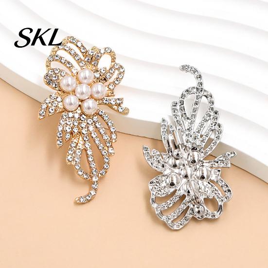 Rhinestone Brooch Faux Pearl Flower Brooch, Electroplating Alloy Lapel Pin for Elegant Women, Sweater Cardigan Coat Business Suit Decoration