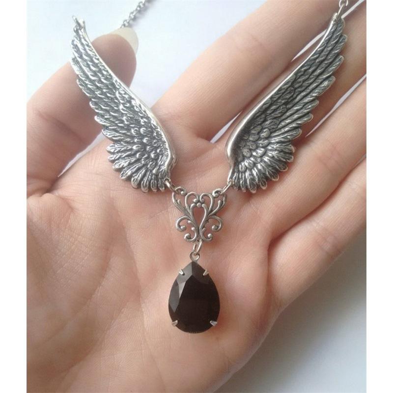 Модные ожерелья для женщин. Ювелирные изделия