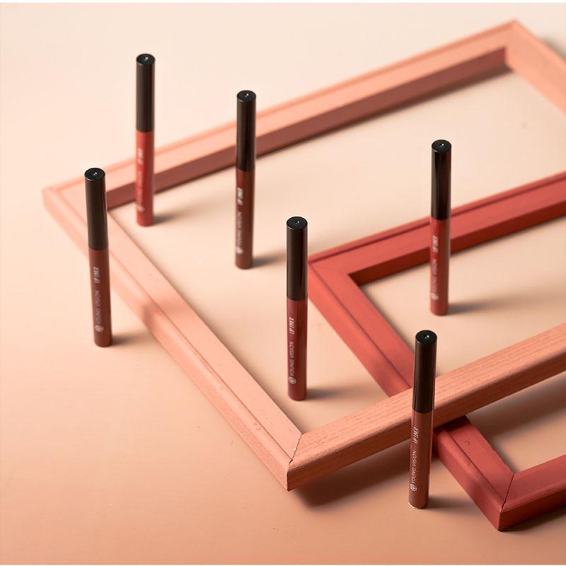 Блеск для губ Lip Liner 2 Sets Antistick Cup Водостойкий матовый блеск для губ Может вращаться Lip Liner Lip Makeup