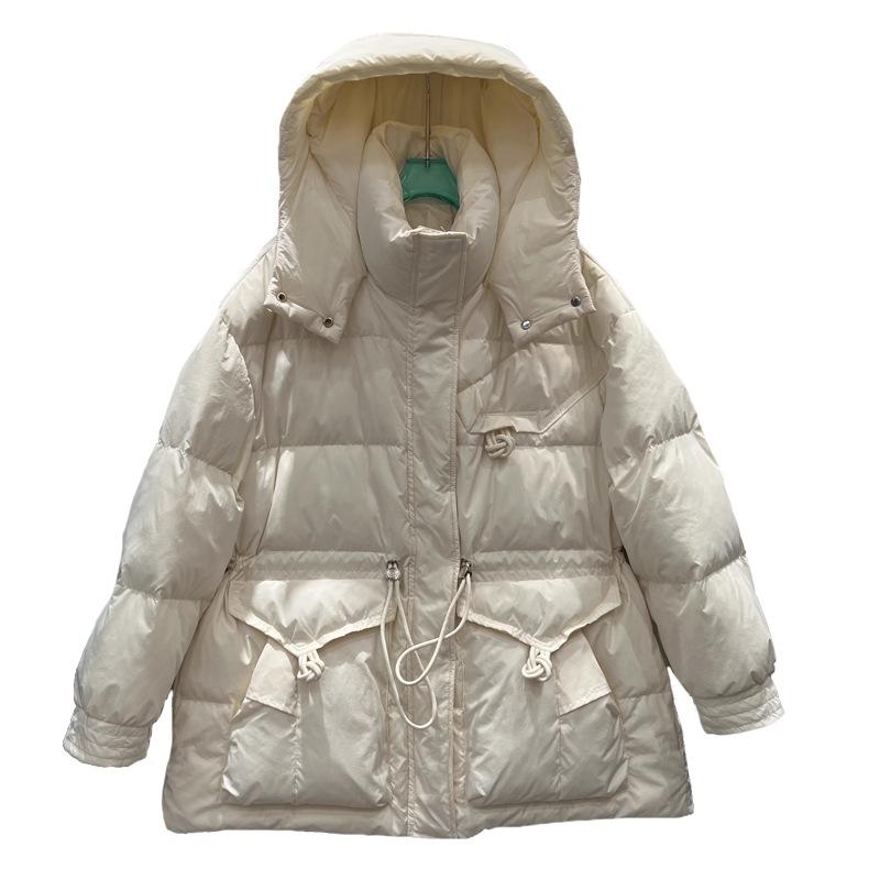 Женская куртка-пуховик с капюшоном и тремя пряжками на талии, зимняя, 2024 года, утепленная, белая, на утином пуху
