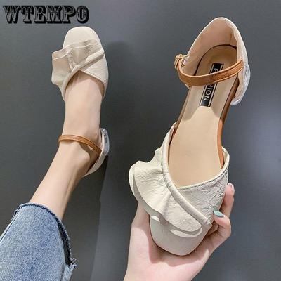 Прозрачные туфли на высоком каблуке. Женские летние модные босоножки на толстом каблуке. Модные туфли на среднем каблуке со стразами в сказочном стиле.