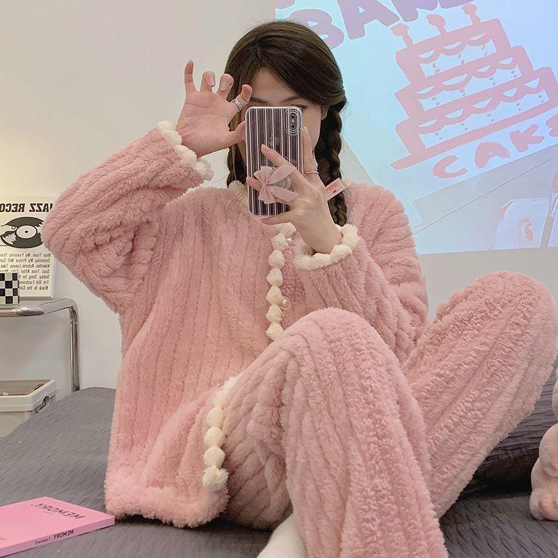 Warm Coral Velvet Pajamas Set for Women Winter Pajamas Pajamas Home Single Breasted Sweet Cute Soft Comfortable Pajamas
