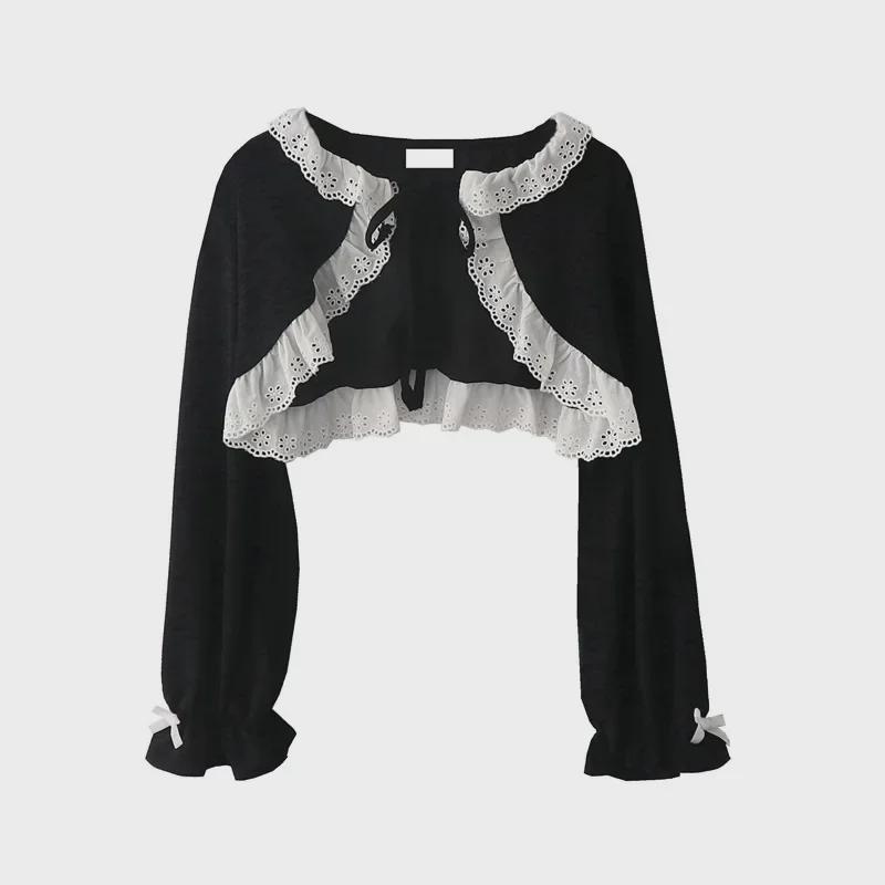 Кардиган на шнуровке в стиле ретро с расклешенными рукавами для ранней осени