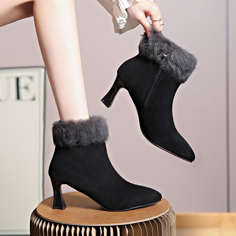 Ботильоны женские меховые замшевые с острым носком на высоком каблуке дизайнерская обувь 2025 года тренд новый бренд модные зимние туфли-лодочки готические Botas De Mujer