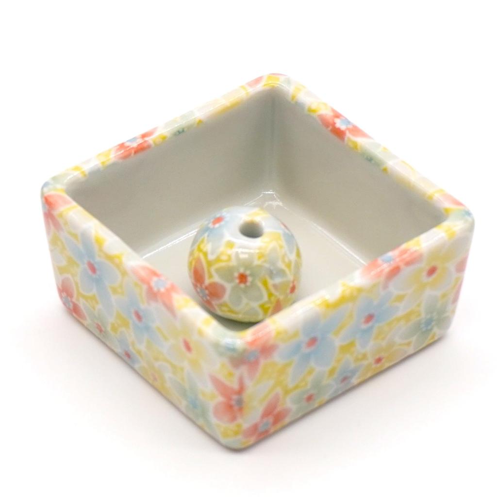 Square incense burnerincense holder with Miyako-Wasure pattern, Mino ware, Japanese ceramic