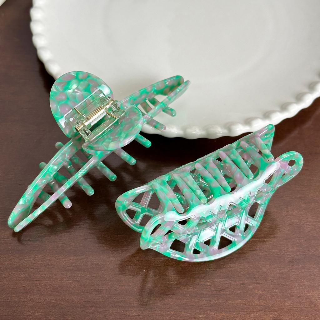 Acetate Chic Handmade Hair Claw Clips For Effortless Updos In Fashionable Colors