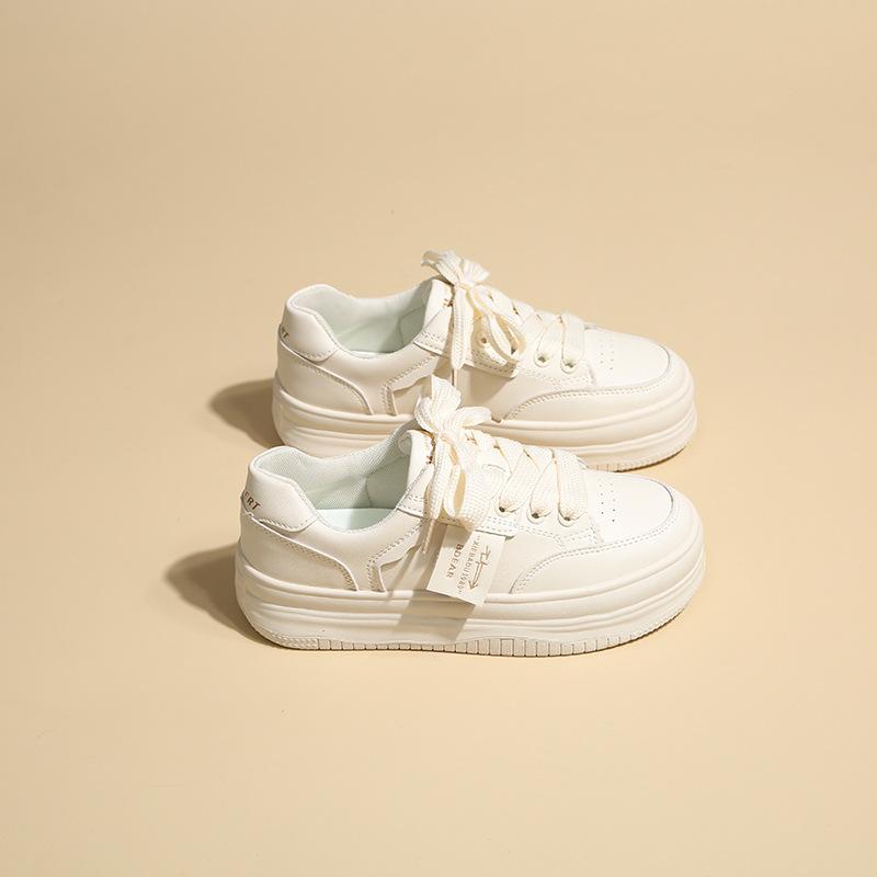 Женские кроссовки на толстой подошве, новые весенне-осенние универсальные дышащие белые туфли, нишевая спортивная повседневная обувь, увеличивающая рост