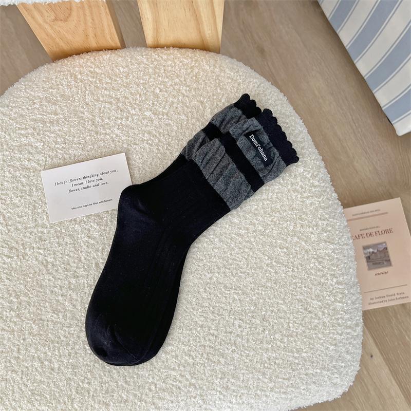Female Autumn Winter Letter Cloth Label Sweet Fungus Lace Bubble Mouth Tube Stack Socks