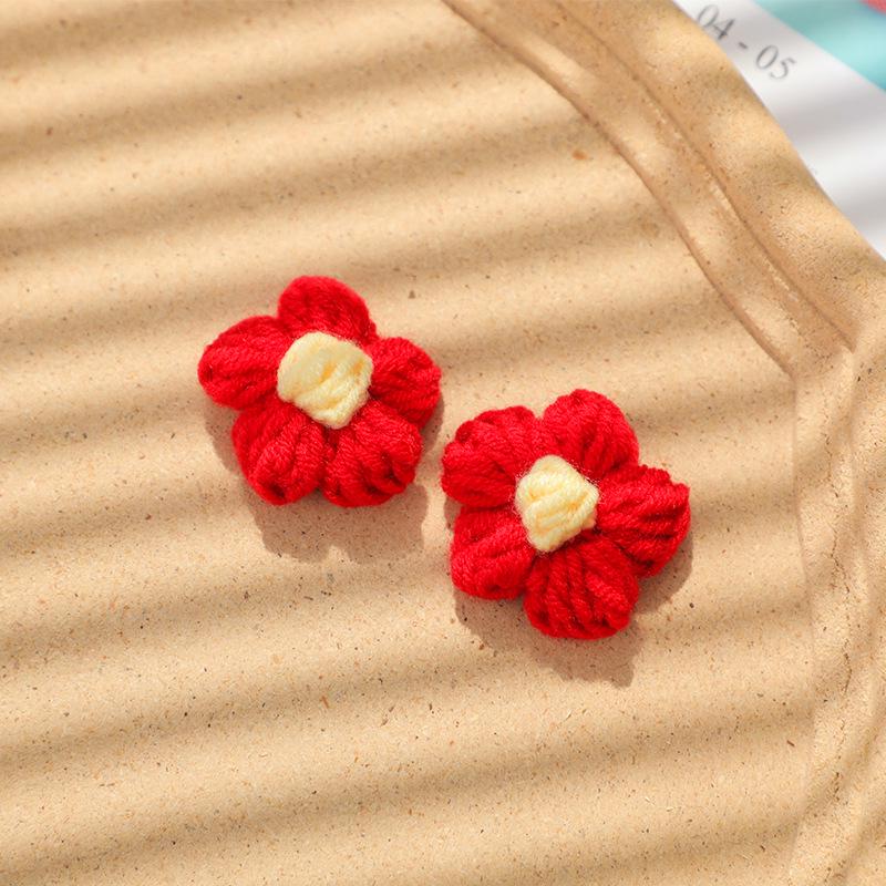 Handmade Crochet Wool Flowers: Teacher’s & Mother’s Day Hair Clips & Accessories