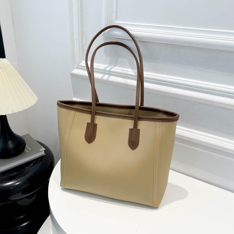 2024 Retro Large Capacity Women's Tote: Stylish Korean-Style, Trendy Autumn/Winter Single Shoulder Commuter Bag