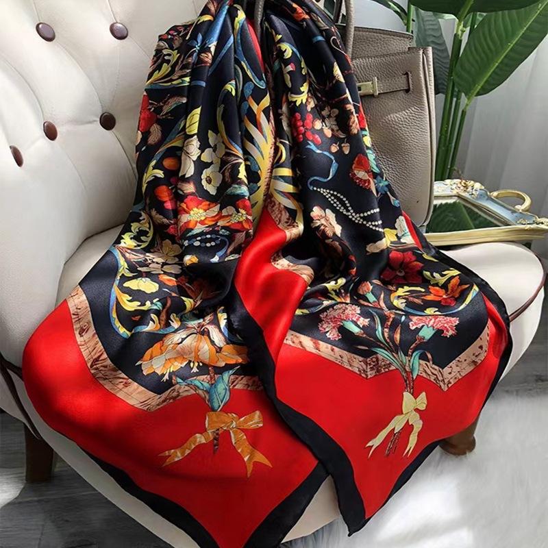 They Are All Very Good. Su Mingyu Yao Chen Has The Same Plain Satin Silk Square Scarf, Silk Scarf, Mulberry Silk Scarf, And Versatile Yarn Scarf.