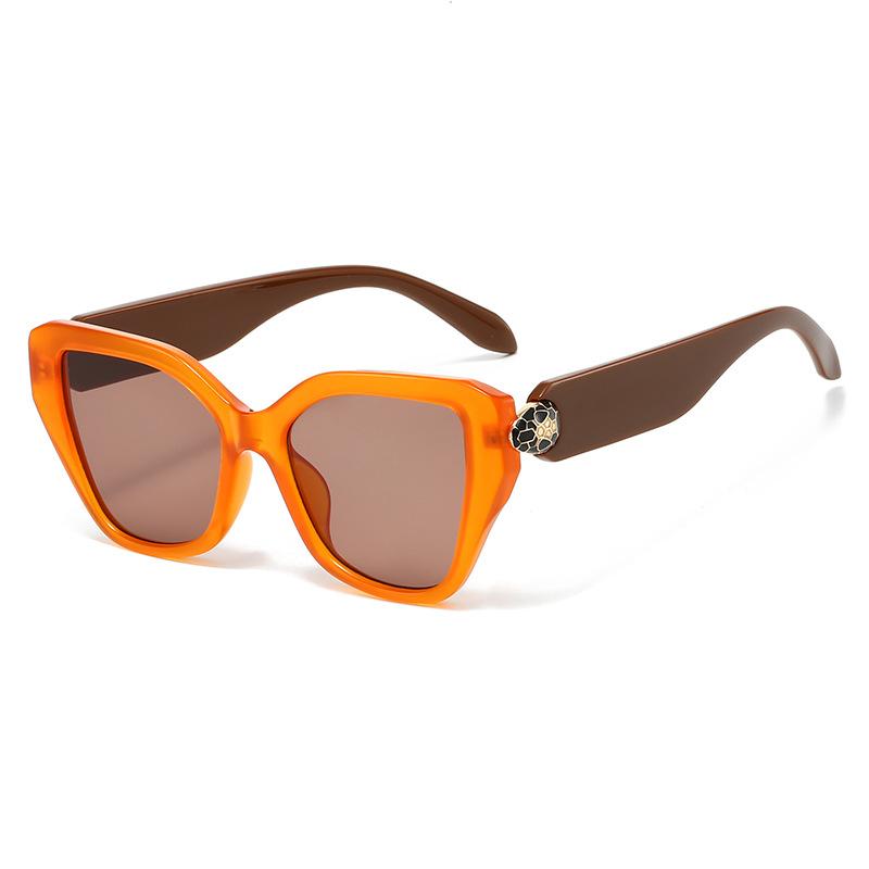 New retro cat eye sunscreen women's sunglasses, luxury snakehead personalized high-end glasses, European and American large-frame sunglasses