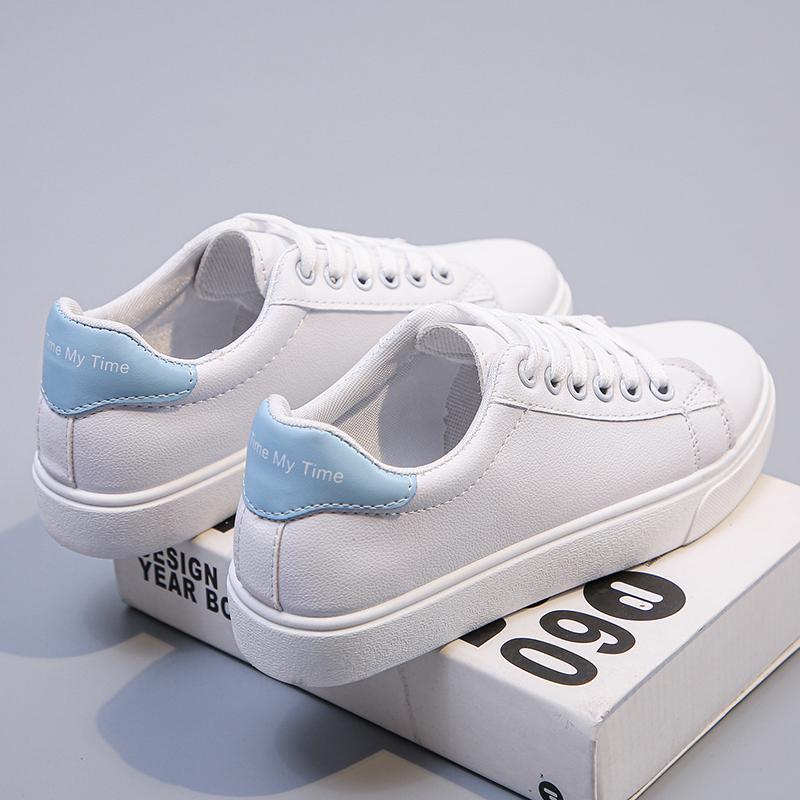 Мода 2024 зимние женские кроссовки теплые плюшевые вулканизированные туфли женские туфли на платформе из хлопка на шнуровке плюс бархатные повседневные туфли