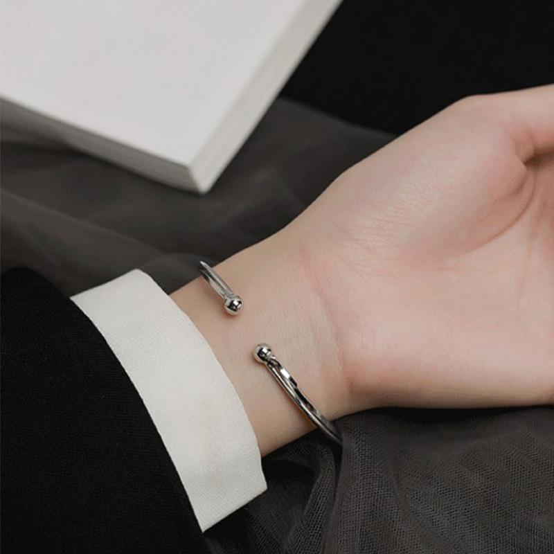Открытый браслет с кольцом Мебиуса S999 из чистого серебра с гладким лицом и песчаником, простой и роскошный, универсальный серебряный браслет для ног для девочек