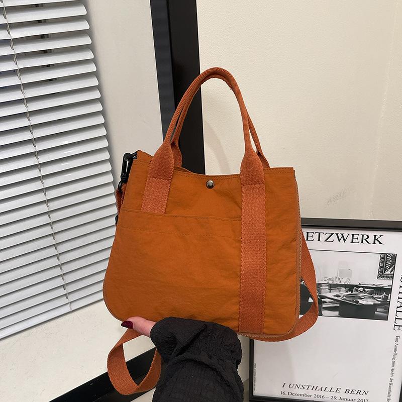 Повседневная сумка большой вместимости, женская новая универсальная и легкая наплечная сумка-мессенджер, простая сумка-тоут для поездок на работу