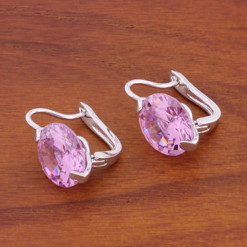 Простые и элегантные круглые серьги с розовым цирконом и застежкой-левербек