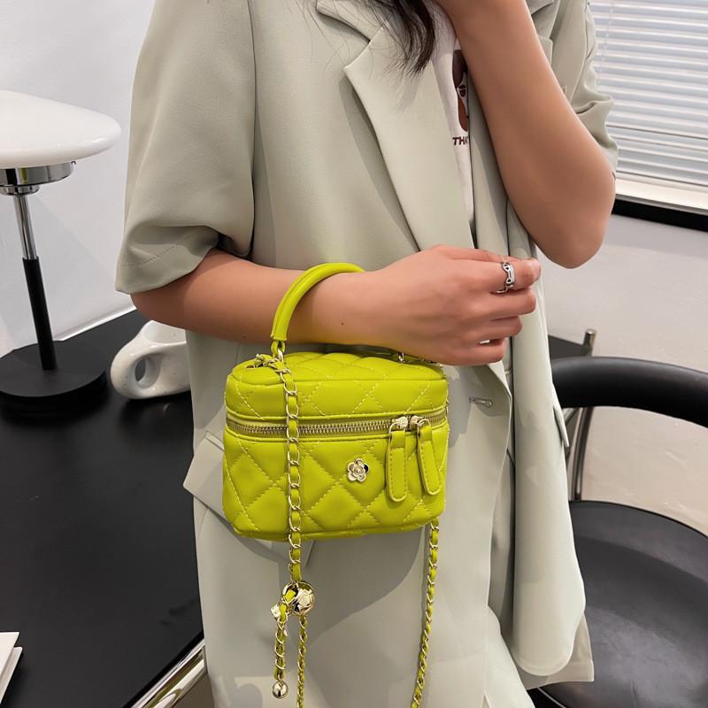 Chic Diamond Grid Chain Handbag 2024 New Style Popular This Year High-end Texture Urban Minimalist