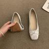 Туфли-лодочки с квадратным носком, неглубоким вырезом, на плоской подошве, женские, новые весна-осень 2025, универсальные повседневные туфли-лодочки с нежной атласной поверхностью