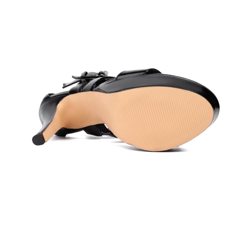 Fashion Women's New Spring/Summer European and American Nightclub Sexy Metal Rivet Large Waterproof Platform High Heel Roman Sandals