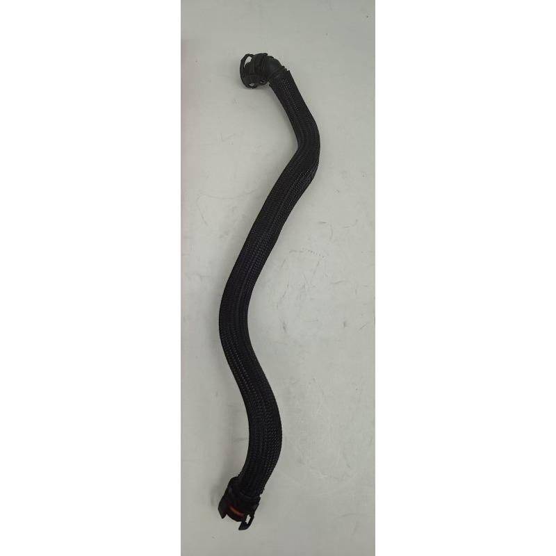11157575640 11157575641 11157646086 11157646087 Breather Hoses Crankcase Vent Pipe for BMW 550i 650i 750Li X5 X6 B7