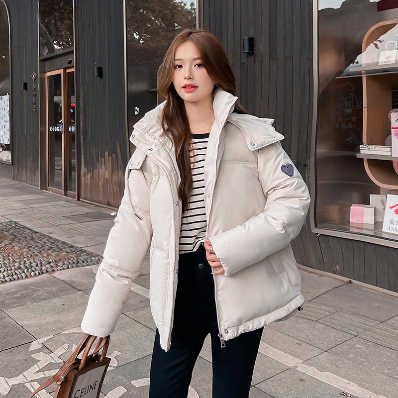 New Cotton-padded Jacket Women's Short Loose Winter Hooded Bread Padded Warm Cotton-padded Jacket Coat.