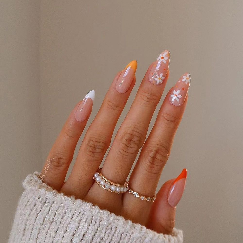 Women Fashion Almond False Nails Detachable French Fake Nails Full Cover Press On Nails Wearable Nail Tips Manicure Tool