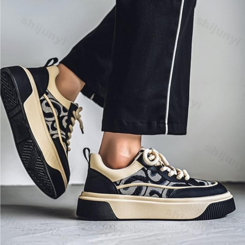Fashion 2025 Autumn New Men's Low Top Niche Design Casual Thick Soled Shoes Fashion Trend Comfortable Versatile Non Slip Chunky sneakers