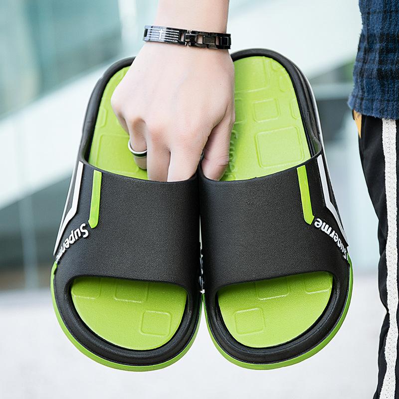 Летние мужские тапочки модный тренд верхняя одежда одно слово комнатные нескользящие сандалии мужская домашняя обувь