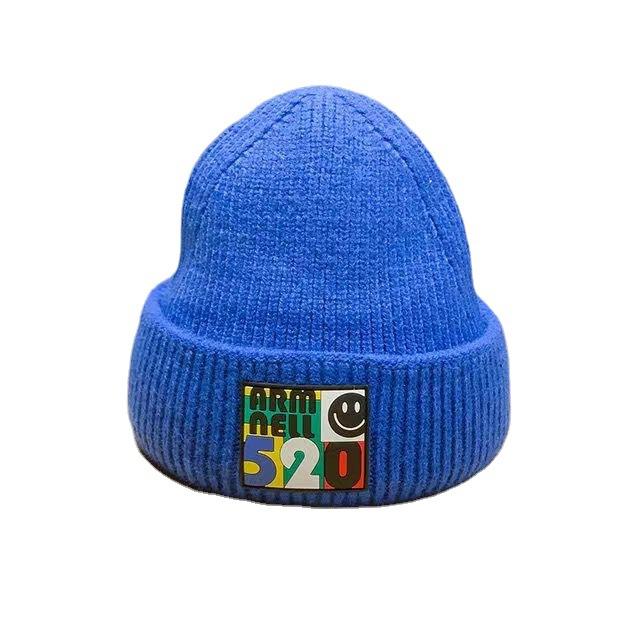 Студенческая шерстяная шапка корейской версии осенне-зимней моды теплая вязаная шапка с вышитыми буквами женская милая прохладная ветровая зимняя защита ушей холодная шапка