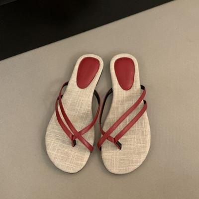 Интернет-знаменитость льняные тапочки с перемычкой между пальцами женские летние 2025 новые праздничные ветровые феи пляжные крутые шлепанцы