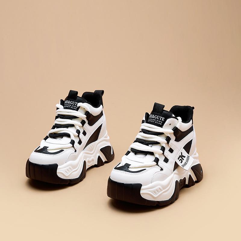 Женские туфли Dad Shoes из натуральной кожи на толстой подошве, увеличивающие рост и отделанные бархатом, повседневные спортивные кроссовки осень/зима 2024 года.