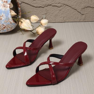 Лакированные шлепанцы с перекрестными ремешками и каблуками-шпильками, летний новый стиль, заостренный открытый носок, нескользящие износостойкие туфли на высоком каблуке