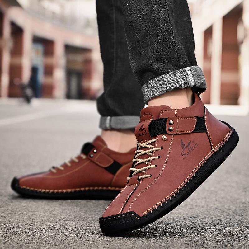 New 2025 Handmade Leather Men Boots Man Breathable Casual Leather Shoes Design Sneakers Men Ankle Boots Breathable Outdoor Boats