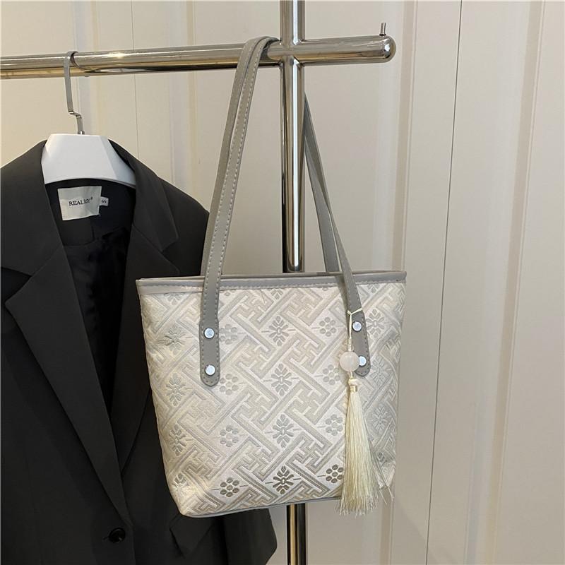 Модная вместительная сумка-тоут женская летняя новая повседневная на плечо портативная для студентов колледжа для занятий и поездок